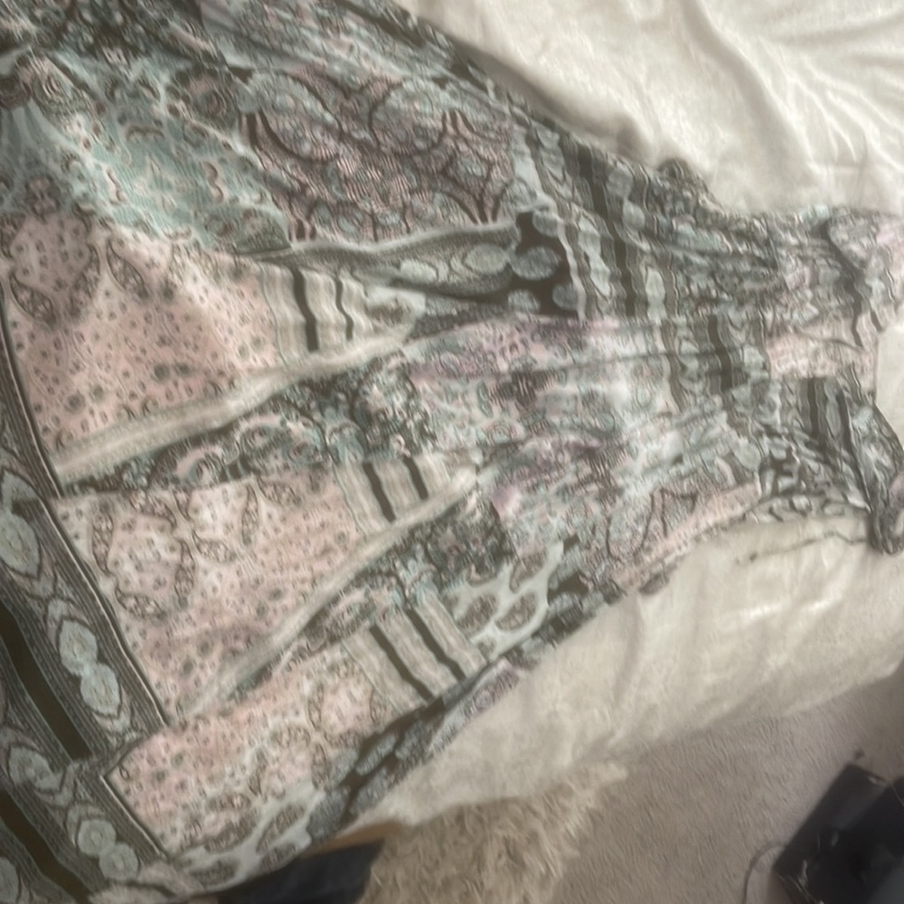 Dress - Picture 2 of 2